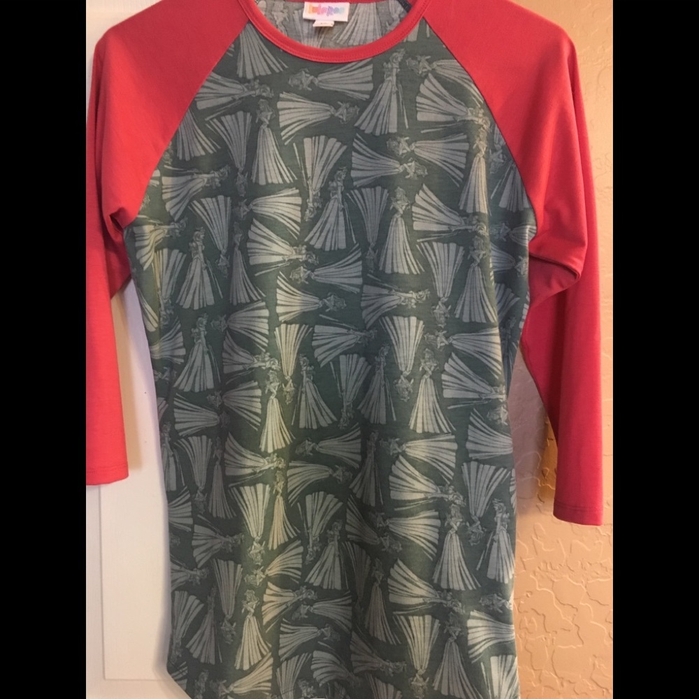 LuLaRoe Disney Aurora (Sleeping Beauty) Top
